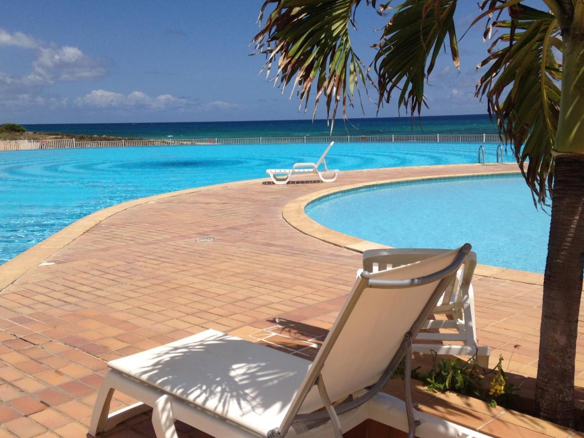 Coeur Tiare Studio Lounge Piscine Plage Cocotiers Saint-Francois  Εξωτερικό φωτογραφία